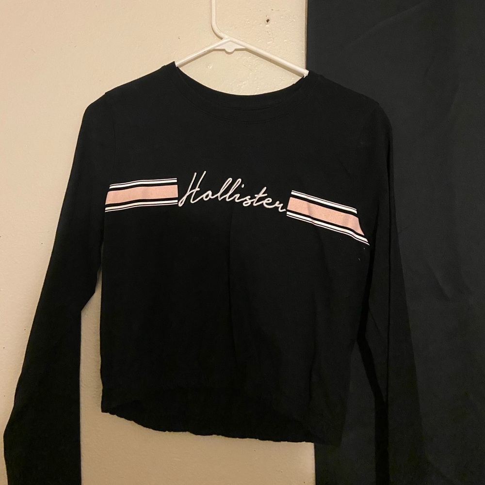 Hollister long sleeve crop top